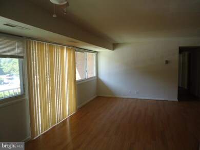 5851 Quantrell Ave unit 101, Alexandria, VA 22312 - photo 6