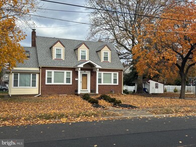 99 Pine St, Beverly, NJ 08010 - photo 2