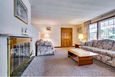 74 Hemenway Rd, Framingham, MA 01701 - photo 4