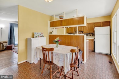 4411 Mays Ave, Reading, PA 19606 - photo 6