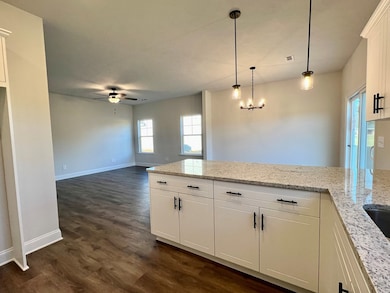 109 Burberry Cir, Greenwood, SC 29646 - photo 4