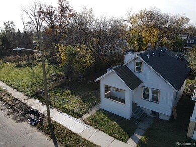 13763 Sparling St, HamtraMcK, MI 48212 - photo 2