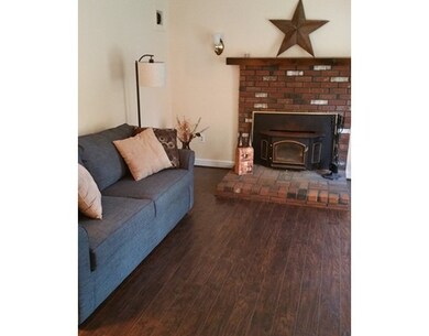 18 Asylum St, Mendon, MA 01756 - photo 3