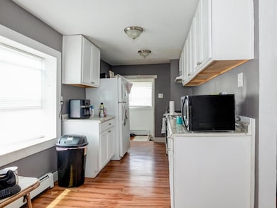 921 15th St, Beaver Falls, PA 15010 - photo 3