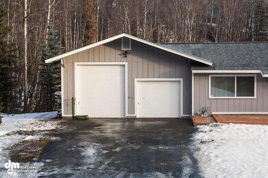 Garage_DMD_7078-SMALL