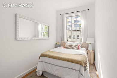 350 W 20th St unit 3-R, New York, NY 10011 - photo 4