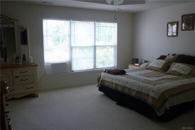 Large Master w/ Tray Ceilings