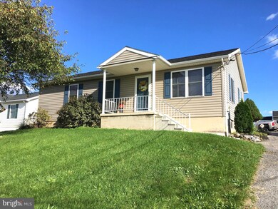 1144 Hollywell Ave, Chambersburg, PA 17201 - photo 6