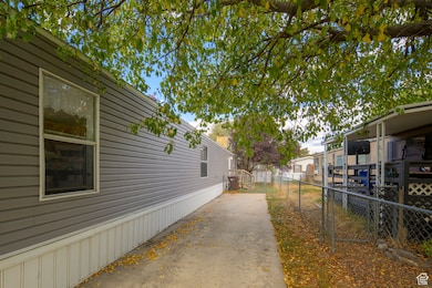 11310 S 265 E unit 217, Sandy, UT 84070 - photo 3