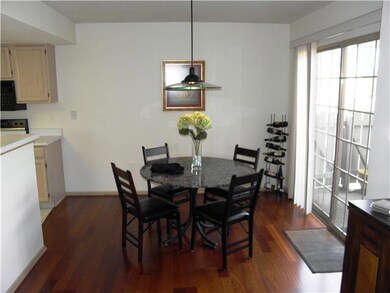 999 Willow Bluff Dr, Columbus, OH 43235 - photo 4