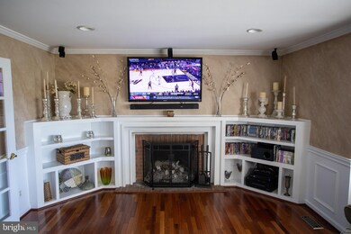 135 Twin Hill Dr, Willingboro, NJ 08046 - photo 4