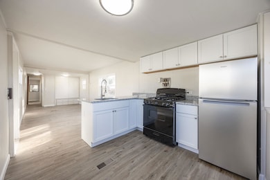 4 Rodger Rd, Allenstown, NH 03275 - photo 4