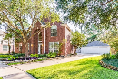 Spacious Cul-De-Sac Lot.  4/5 Bedrooms, 3 1/2 Baths, 3 Car Garage!