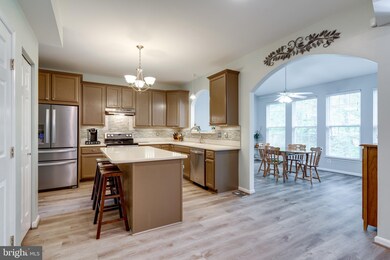 5773 Fincastle Dr, Manassas, VA 20112 - photo 6