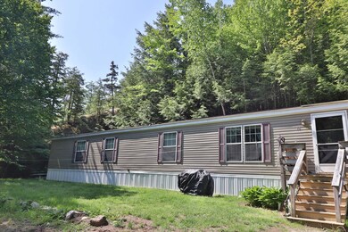 9 & 10 Bryant Ledge Dr, Woodstock, NH 03262 - photo 2