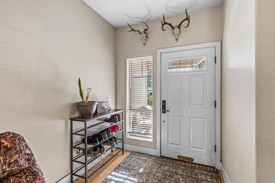 155 Casey Way, Central Point, OR 97502 - photo 3