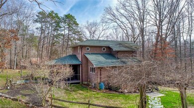 1311 Burnetts Chapel Rd, Greensboro, NC 27406 - photo 3