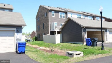 5599 Barnstormers Ln, Waldorf, MD 20602 - photo 3