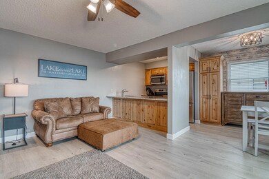 3TreehouseLaneunit4BransonMO-6