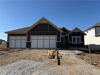 18460 Pawnee Ln, Overland Park, KS 66224 - photo 4