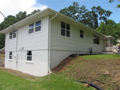 318 S Pine St, Walhalla, SC 29691 - photo 4