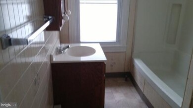 17 E Summit St unit 2 REAR, Mohnton, PA 19540 - photo 6