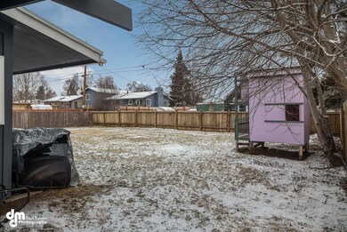 841 W 73rd Ave Anchorage AK-large-001-9-