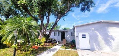 27205 Jones Loop Rd unit 29, Punta Gorda, FL 33982 - photo 2