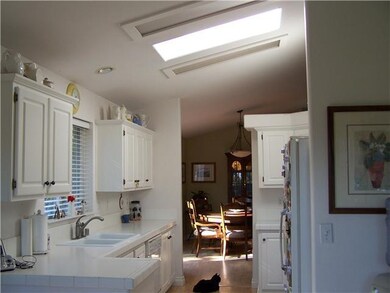 2795 Wilson St, Carlsbad, CA 92008 - photo 5