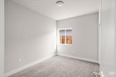 7404 Snowy Owl Ln, Bakersfield, CA 93306 - photo 7