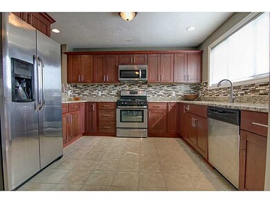 660 Cottage St unit 7, Pawtucket, RI 02861 - photo 7