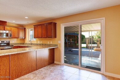 Gorgeous breakfast bar