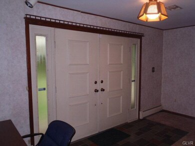 2066 Evergreen Dr, Tamaqua, PA 18252 - photo 6