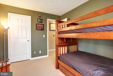 306 Sterling Ct, Stafford, VA 22554 - photo 4