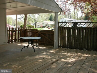 4405 Rockcrest Dr, Fairfax, VA 22032 - photo 2