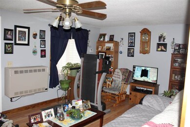 15 Monarch Ln, Claremont, NH 03743 - photo 2