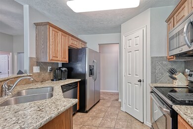 9323 Anna St, Needville, TX 77461 - photo 7