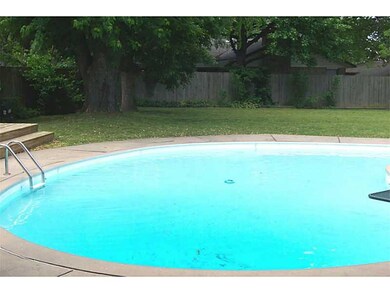 Swimming Pool/Hot Tub/Sauna.