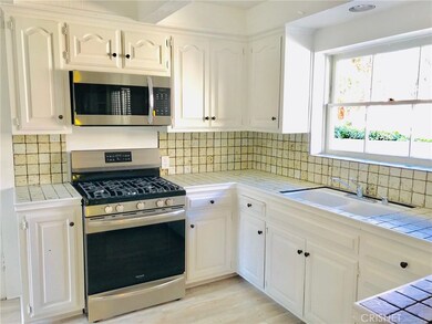 5162 Comercio Ave, Woodland Hills, CA 91364 - photo 6