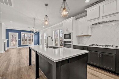 5156 Whaitley Ln, Greensboro, NC 27407 - photo 6