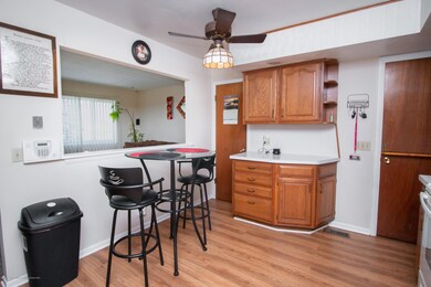 3130 Averill Dr, Lansing, MI 48911 - photo 6