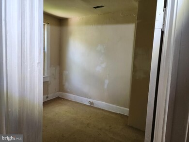 1604 Carswell St, Baltimore, MD 21218 - photo 7