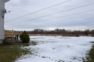 6391 Aiken Rd, Lockport, NY 14094 - photo 6