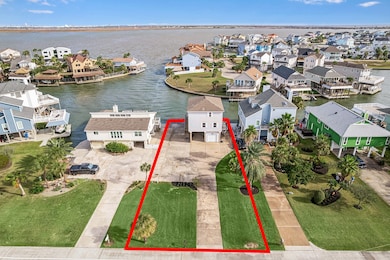 1814 Tiki Dr, Tiki Island, TX 77554 - photo 7