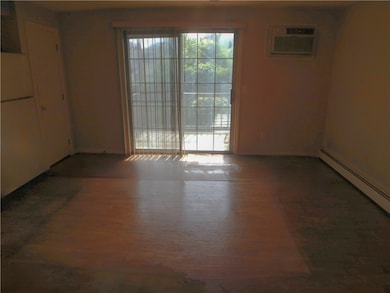 19 Warren Ave unit 3, North Providence, RI 02911 - photo 7