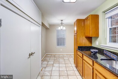 16190 Taconic Cir, Dumfries, VA 22025 - photo 7