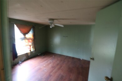 19905 Hastings Cir unit 15, Alvin, TX 77511 - photo 6