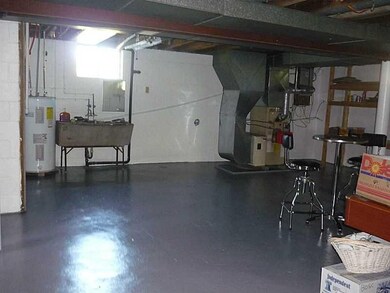 Basement/Game Room.