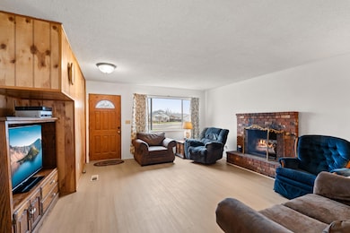 2744 Merriman Rd, Medford, OR 97501 - photo 5