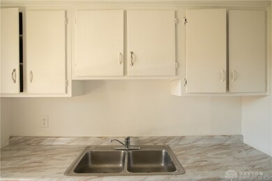 3672 Karwin Dr unit 3672, Dayton, OH 45406 - photo 7